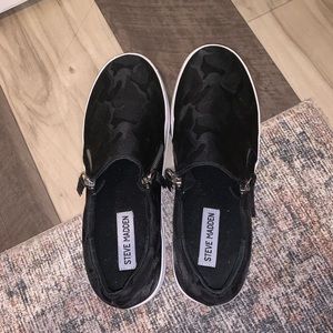 Steve Madden sneakers